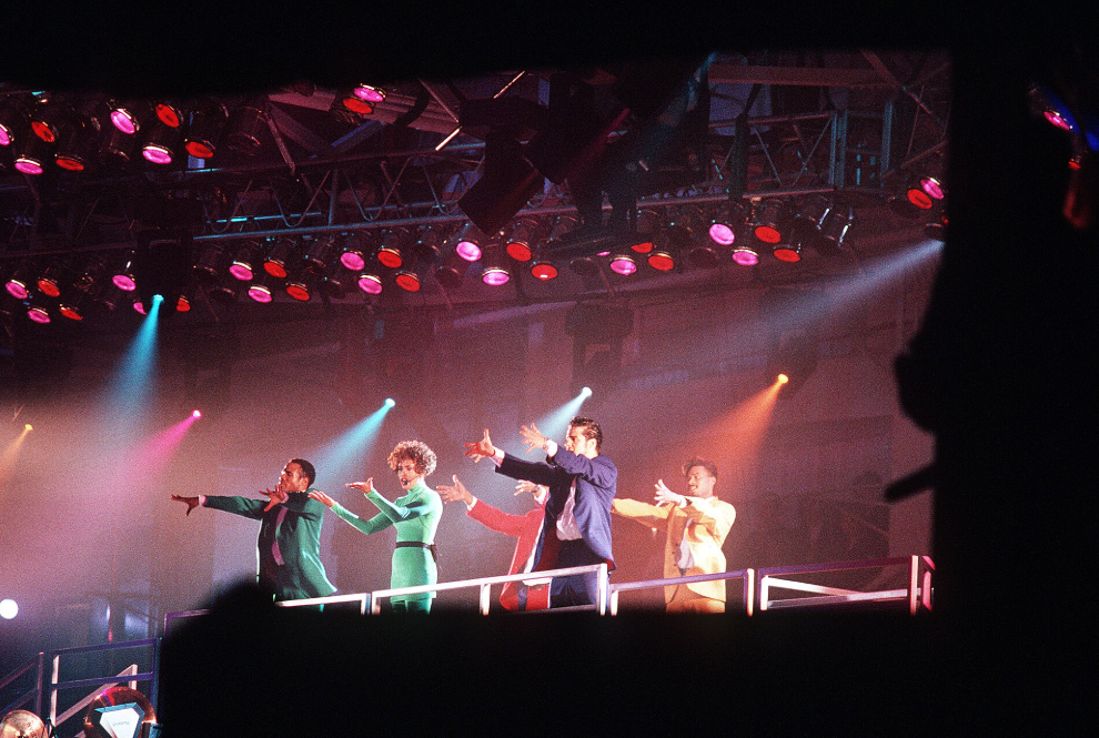 Whitney Houston band charts